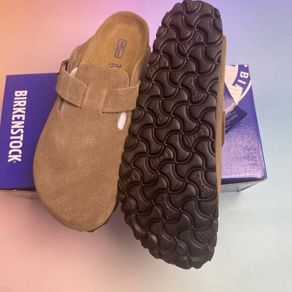 Birkenstock Boston Soft Footbed Sandals: Adjustable Suede Comfort (Narrow Fit) - Picture 2 of 5